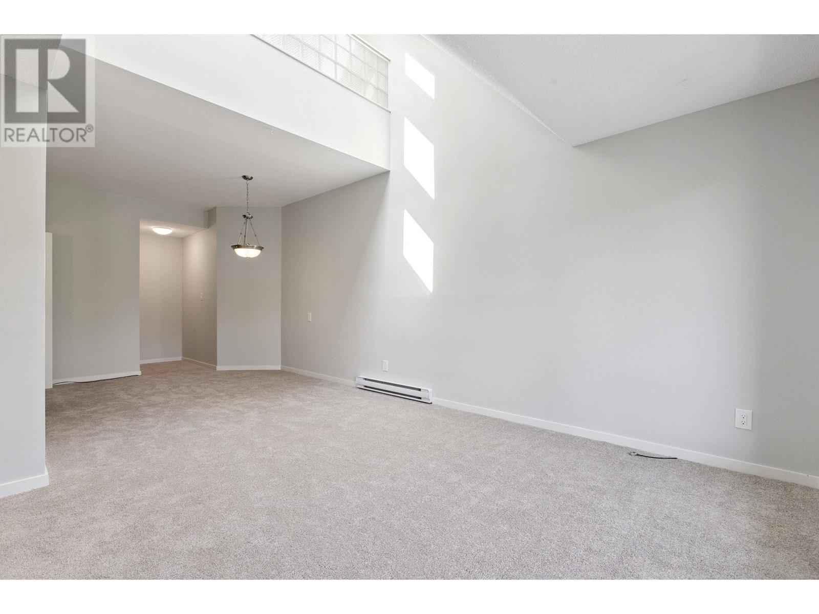 312 251 W 4th Street, North Vancouver, British Columbia  V7M 1H8 - Photo 2 - R3029576