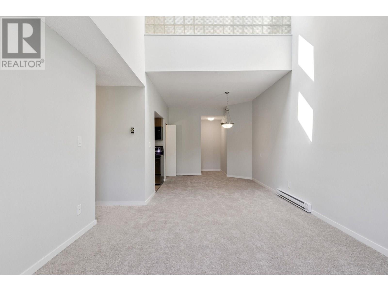 312 251 W 4th Street, North Vancouver, British Columbia  V7M 1H8 - Photo 3 - R3029576
