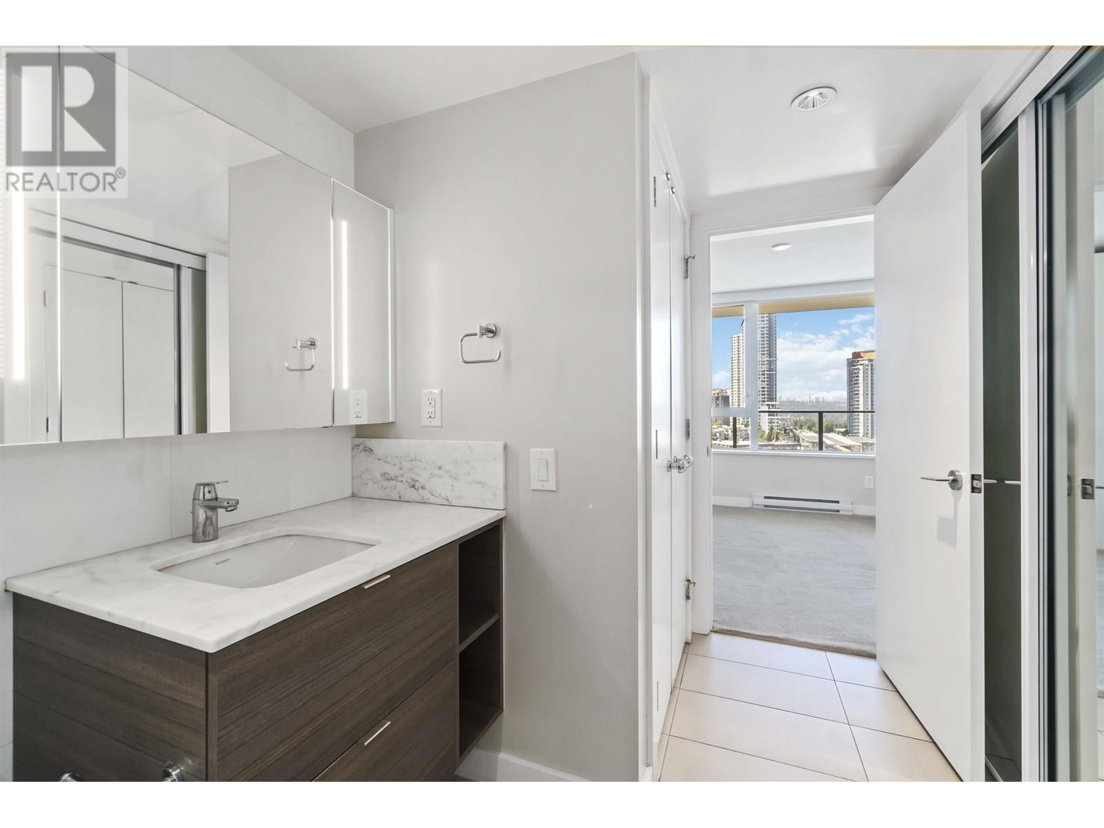 1107 602 Como Lake Avenue, Coquitlam, British Columbia  V3J 0G2 - Photo 11 - R3029668