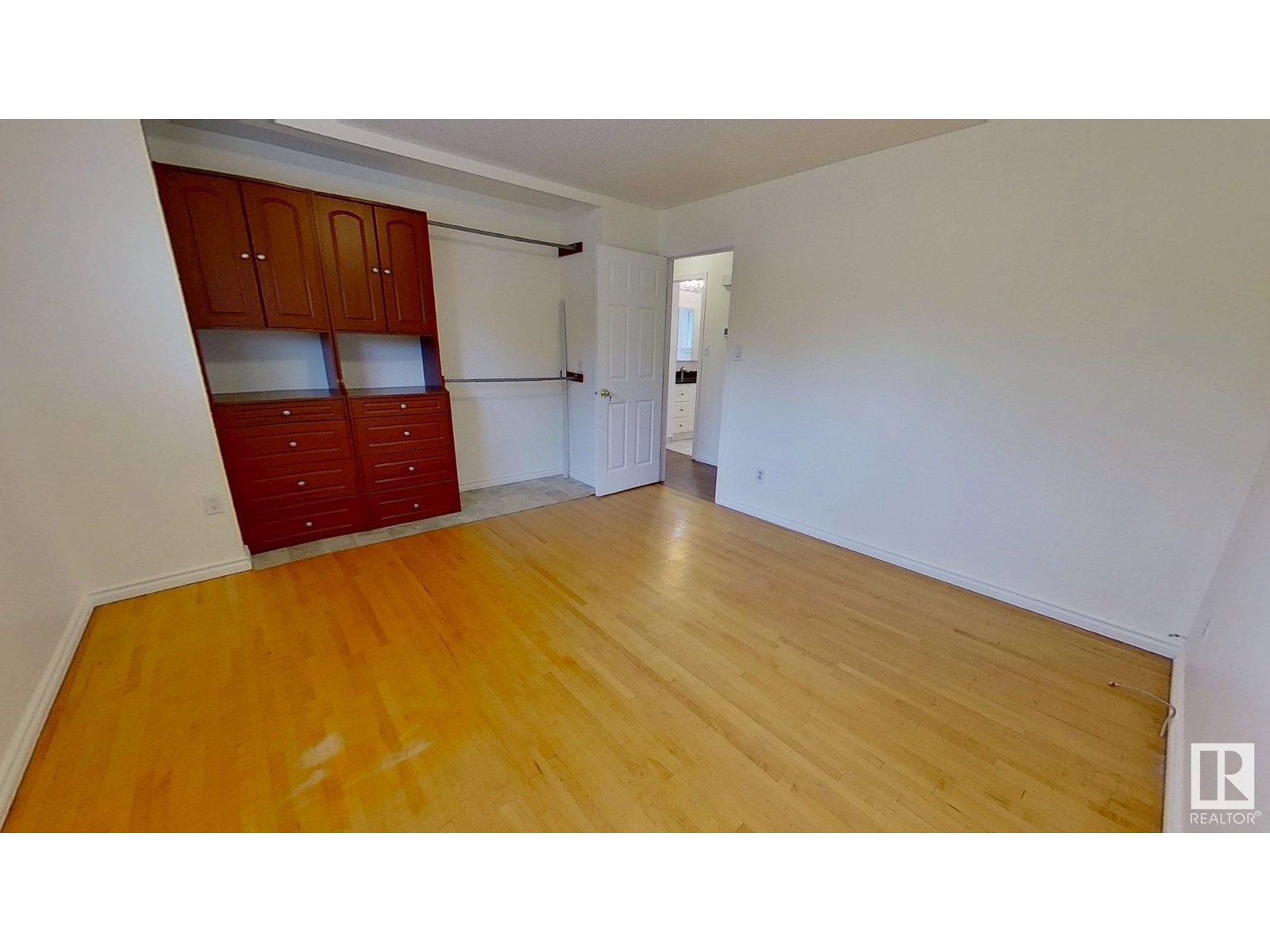 3432 81 St Nw, Edmonton, Alberta  T6K 0G4 - Photo 12 - E4449268