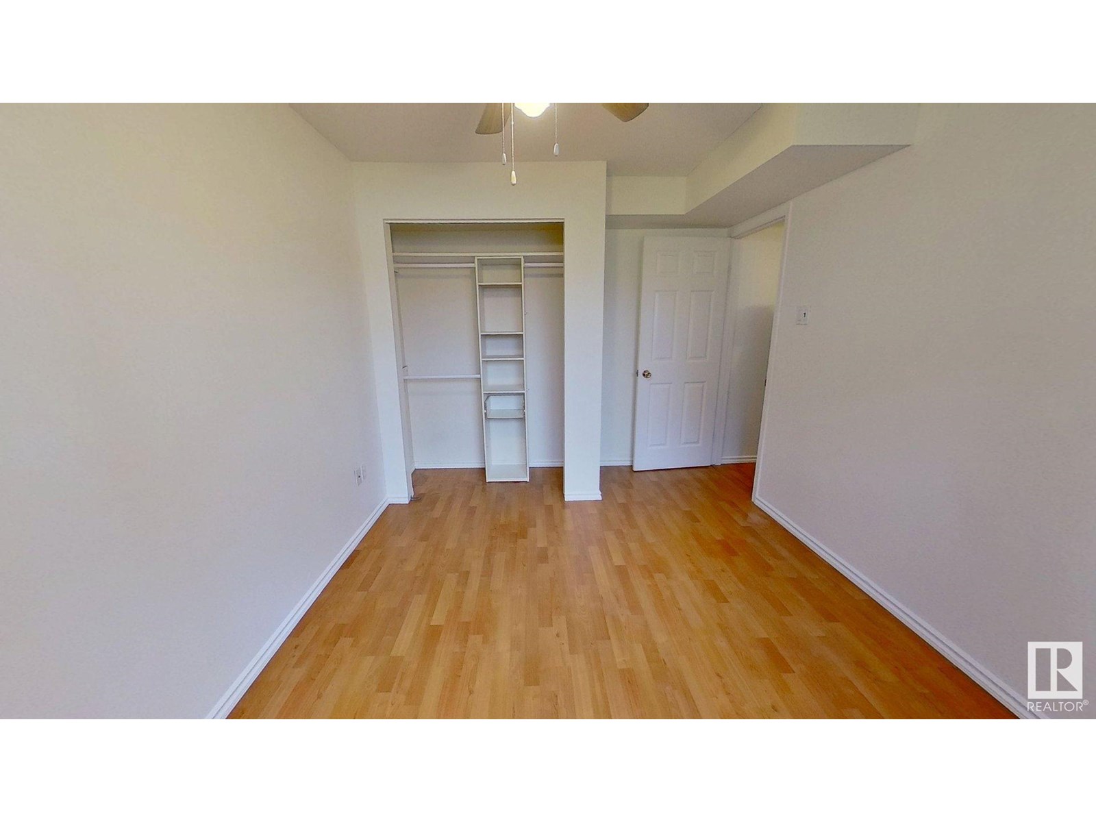 3432 81 St Nw, Edmonton, Alberta  T6K 0G4 - Photo 19 - E4449268