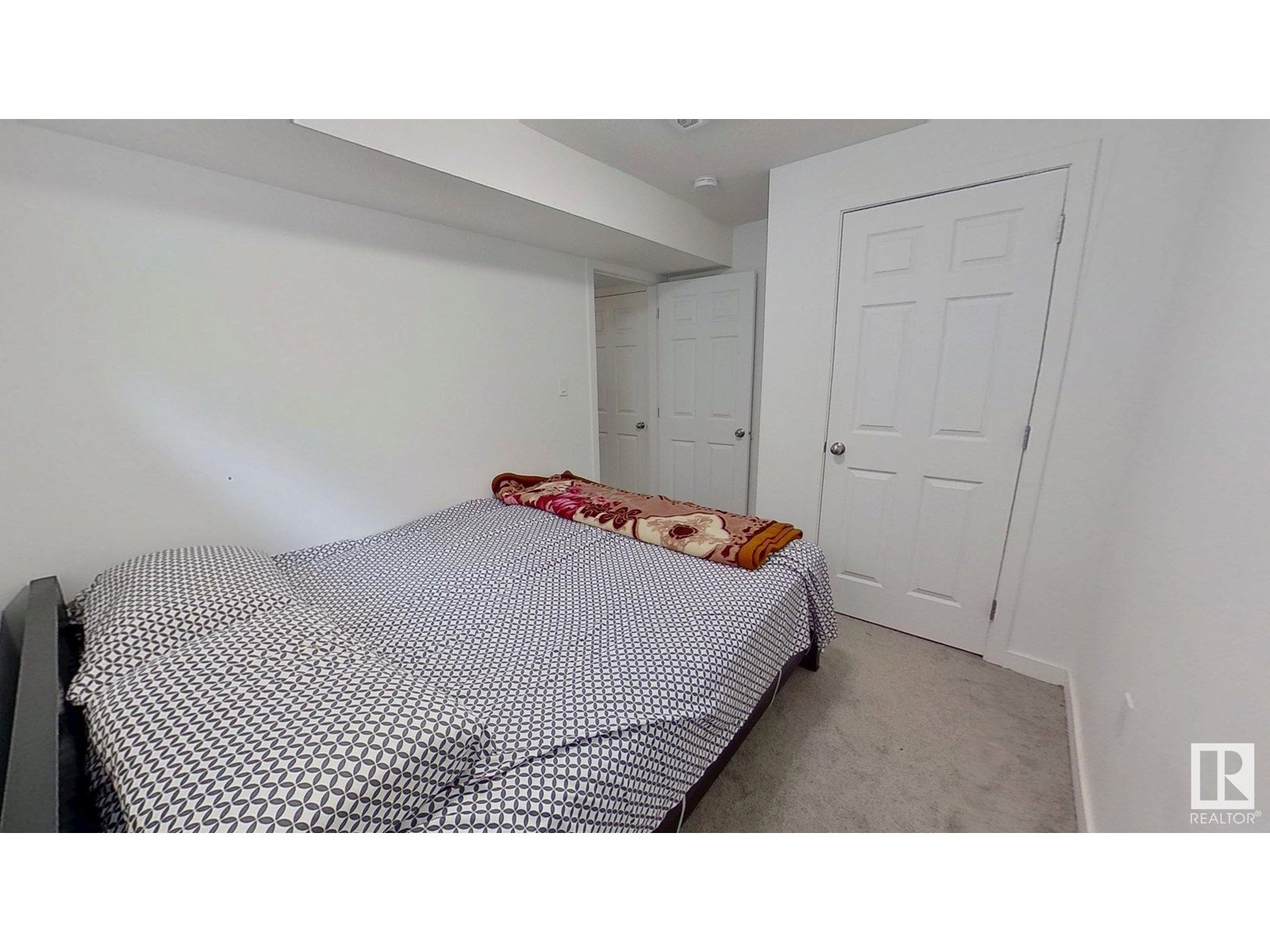 5596 Stevens Cr Nw, Edmonton, Alberta  T6R 0A4 - Photo 18 - E4449270