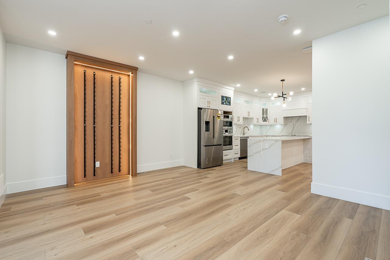 Property at 15492 THRIFT AVENUE image 4