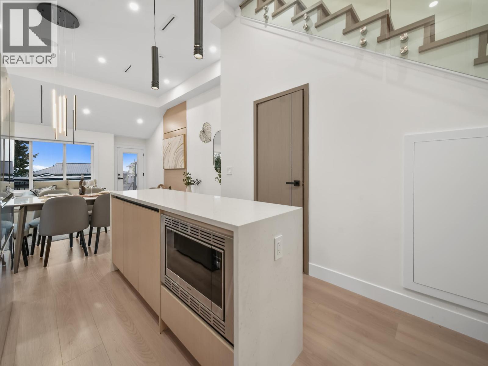 104 914 Rochester Avenue, Coquitlam, British Columbia V3K 2W6 - Photo 16 - R3030002