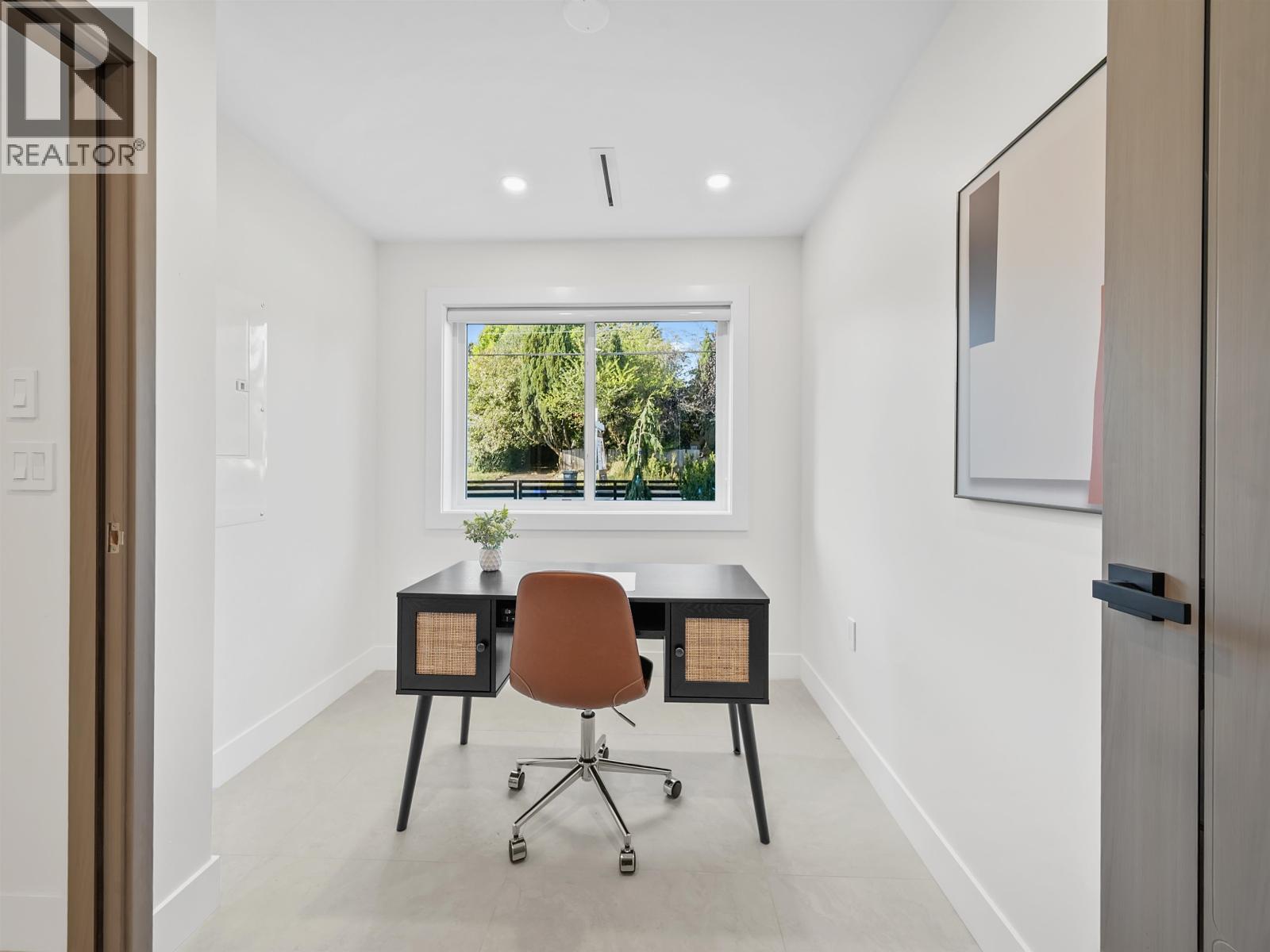 104 914 Rochester Avenue, Coquitlam, British Columbia V3K 2W6 - Photo 34 - R3030002