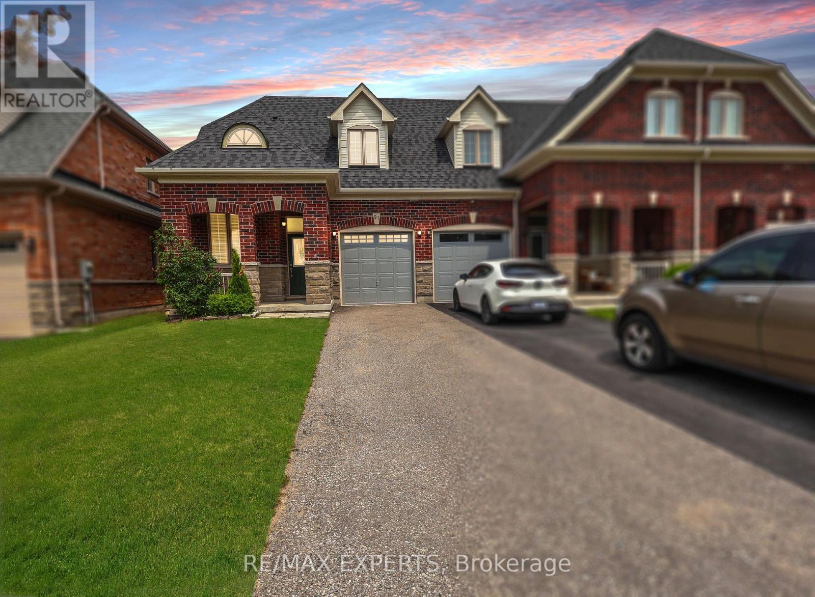 Property at 91 KINGSMERE CRESCENT image 1