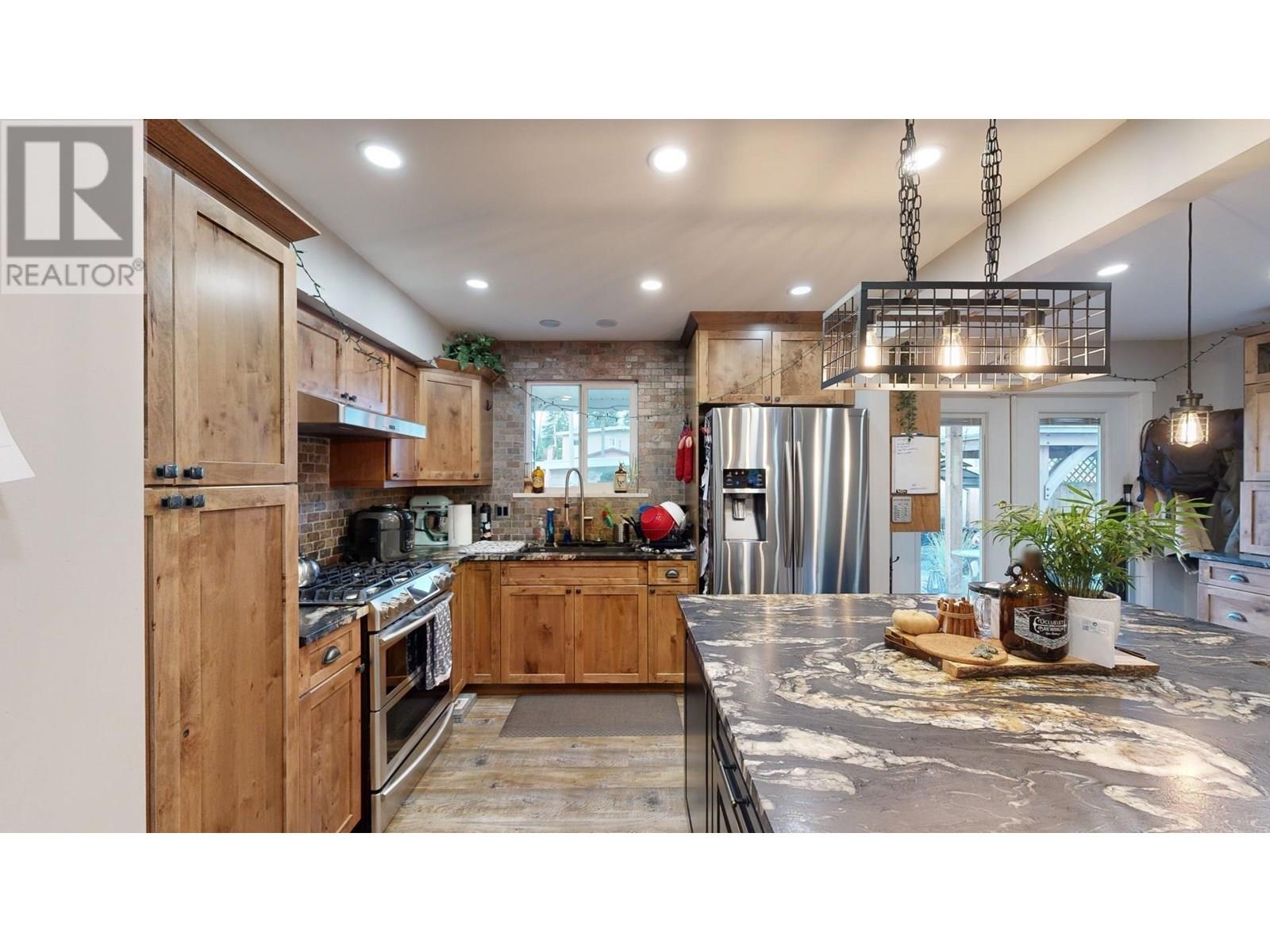 3629-3631 Flint Street, Port Coquitlam, British Columbia  V3B 4J9 - Photo 7 - R2991007
