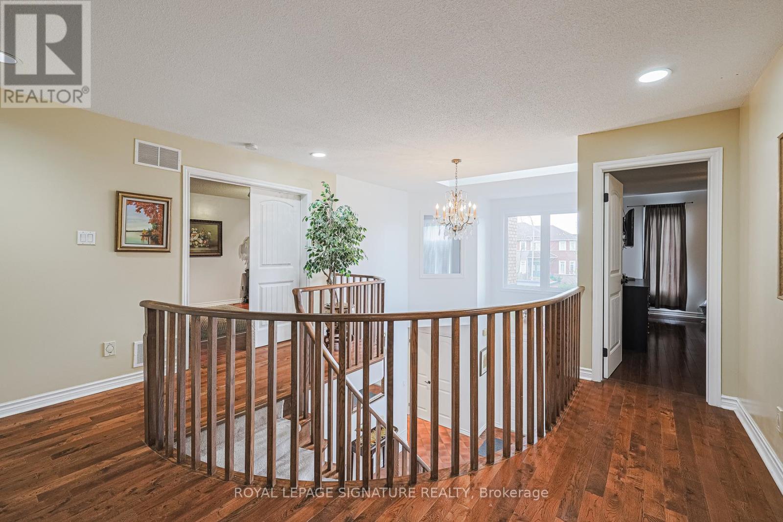 286 Green Lane, Markham, Ontario  L3T 7A6 - Photo 17 - N12303483