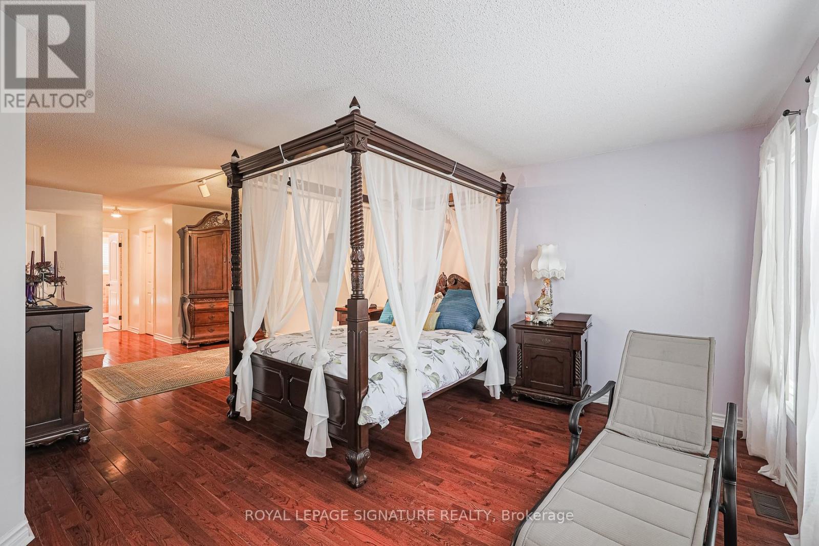 286 Green Lane, Markham, Ontario  L3T 7A6 - Photo 19 - N12303483