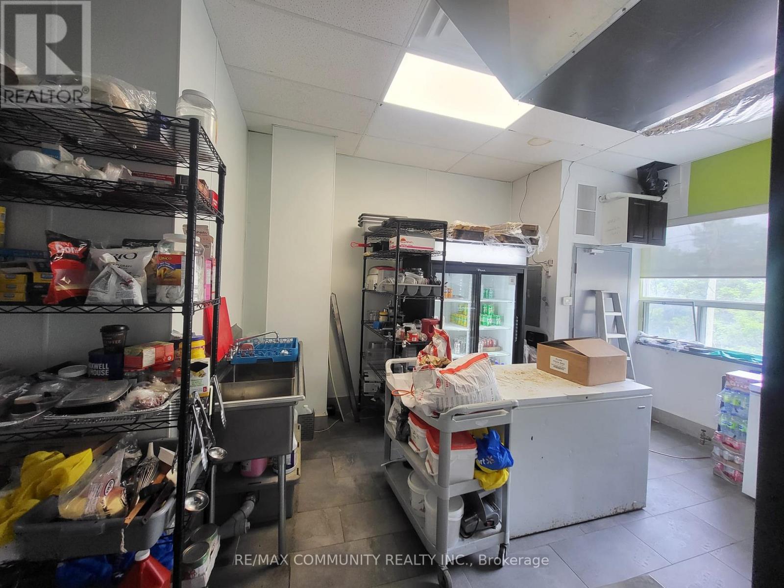 245 Main Street S, Newmarket, Ontario  L3Y 3Z4 - Photo 7 - N12303486