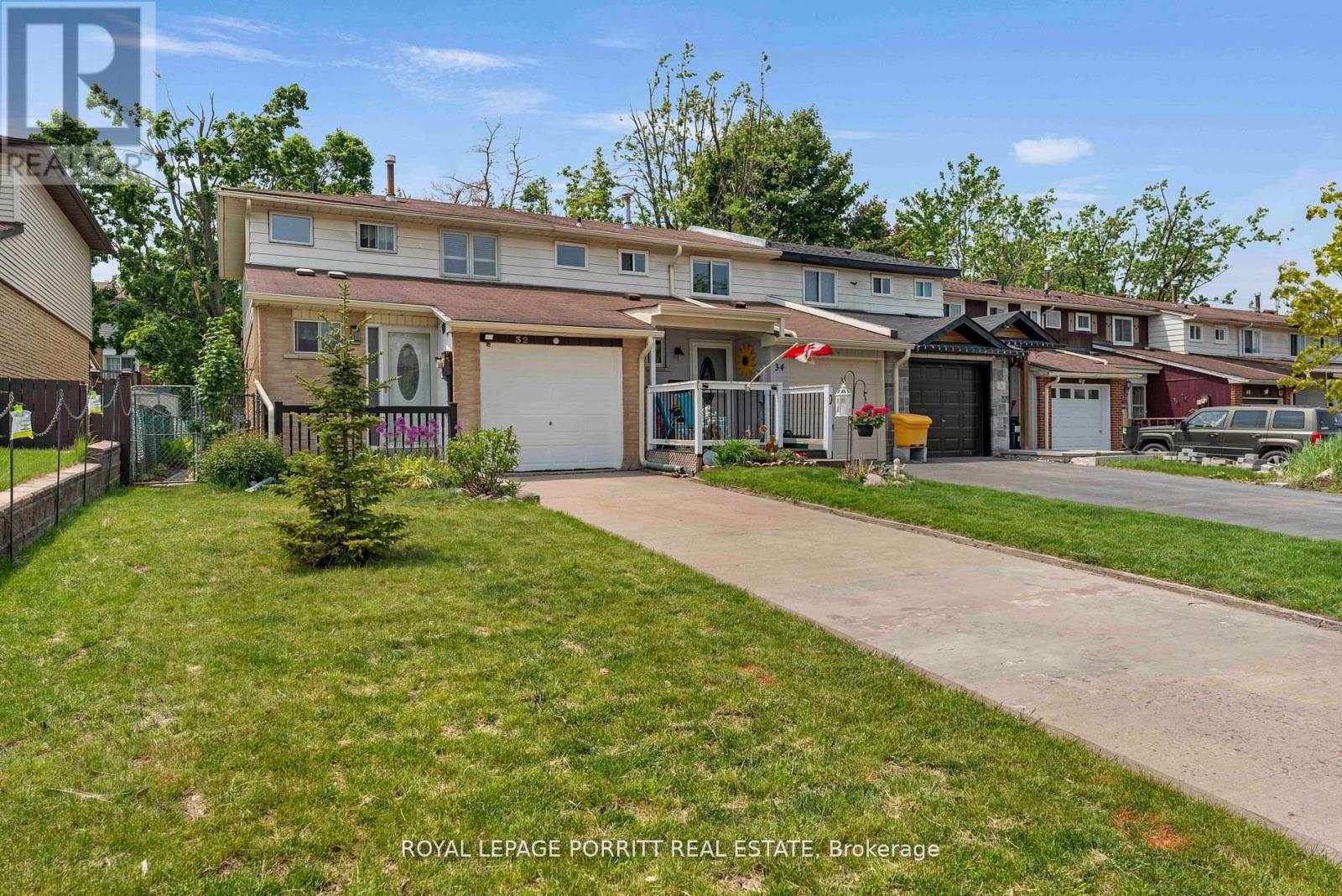32 Chaucer Crescent, Barrie, Ontario  L4N 4T7 - Photo 1 - S12303551