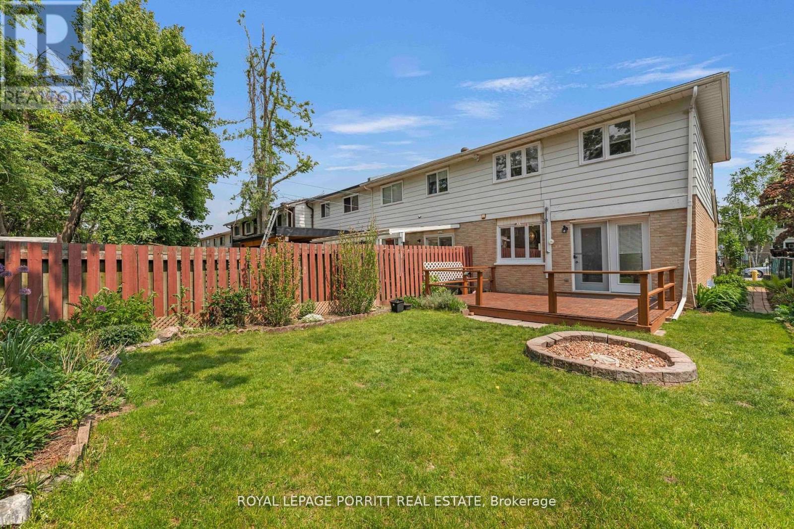 32 Chaucer Crescent, Barrie, Ontario  L4N 4T7 - Photo 16 - S12303551