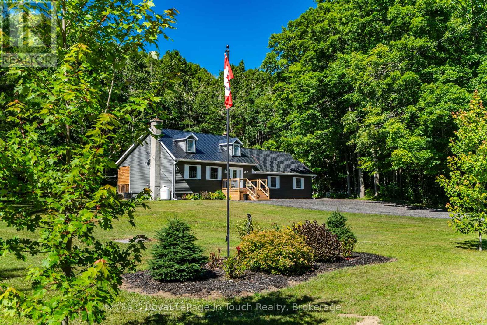 Property at 507 LAFONTAINE ROAD E image 2