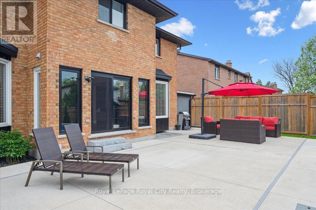 9 Kortright Road E, Guelph, Ontario  N1G 4C8 - Photo 44 - X12303602