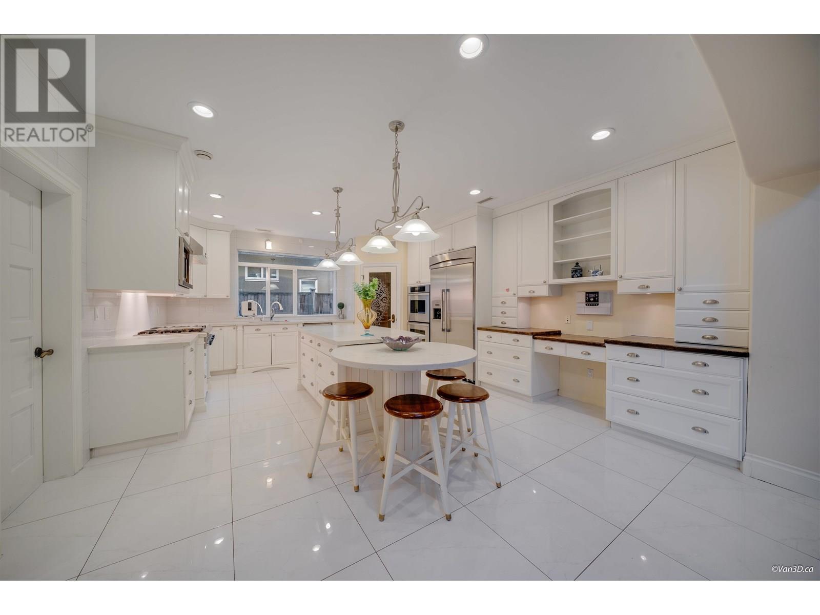 Listing Picture 23 of 40 : 11520 LAPWING CRESCENT, Richmond / 烈治文 - 魯藝地產 Yvonne Lu Group - MLS Medallion Club Member