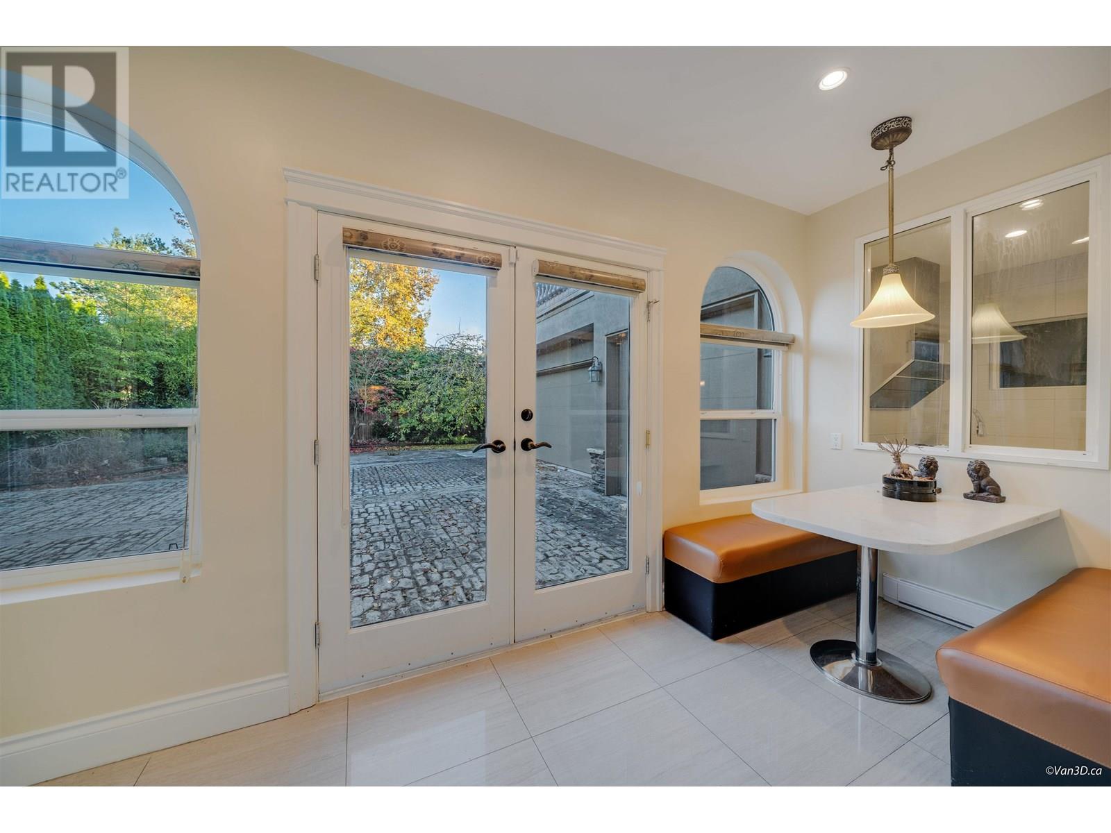 Listing Picture 24 of 40 : 11520 LAPWING CRESCENT, Richmond / 烈治文 - 魯藝地產 Yvonne Lu Group - MLS Medallion Club Member