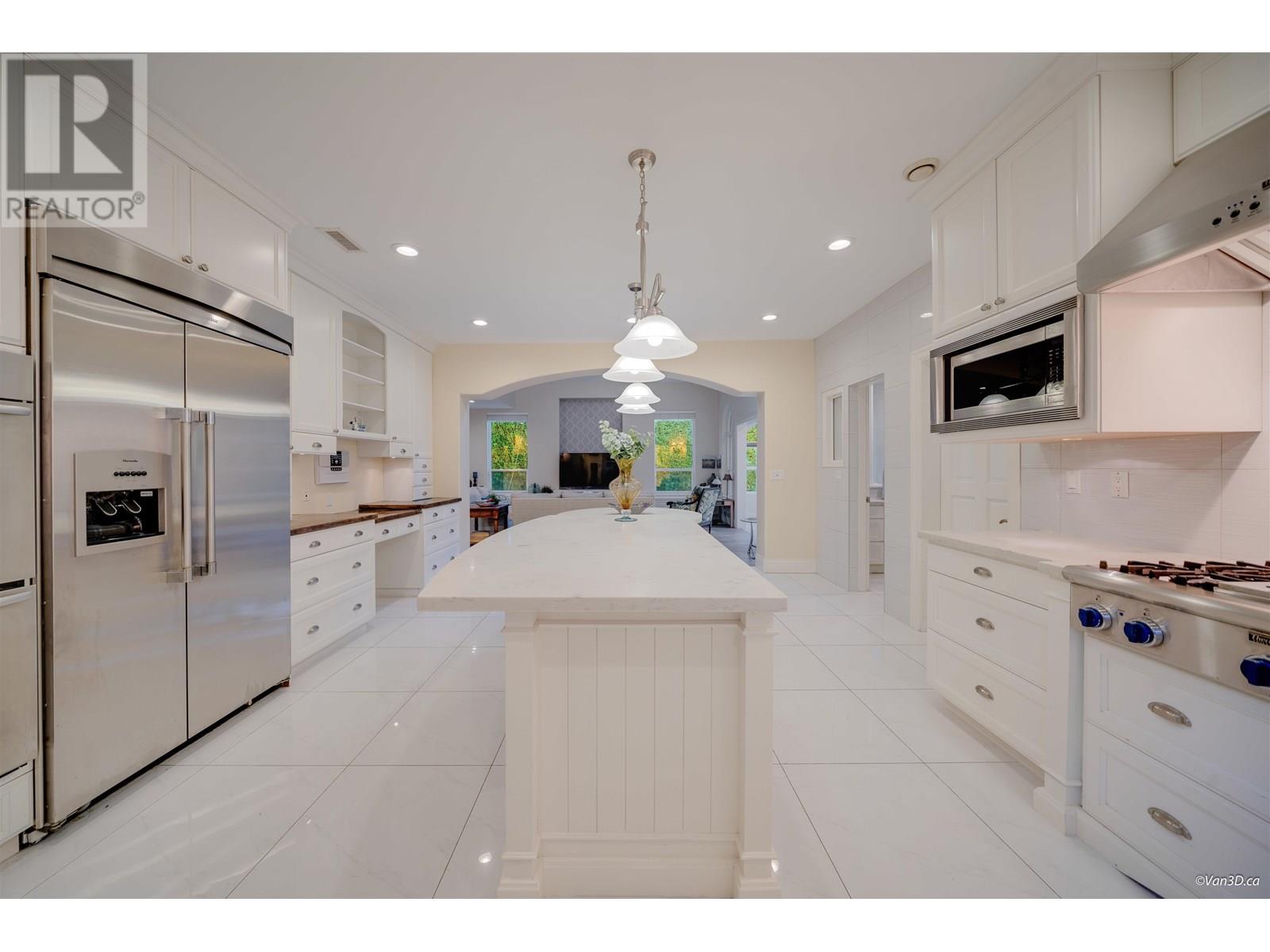 Listing Picture 22 of 40 : 11520 LAPWING CRESCENT, Richmond / 烈治文 - 魯藝地產 Yvonne Lu Group - MLS Medallion Club Member