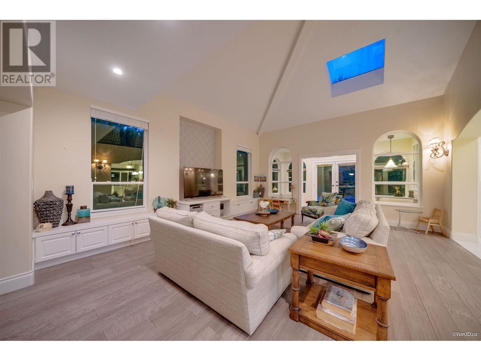 Listing Picture 18 of 40 : 11520 LAPWING CRESCENT, Richmond / 烈治文 - 魯藝地產 Yvonne Lu Group - MLS Medallion Club Member