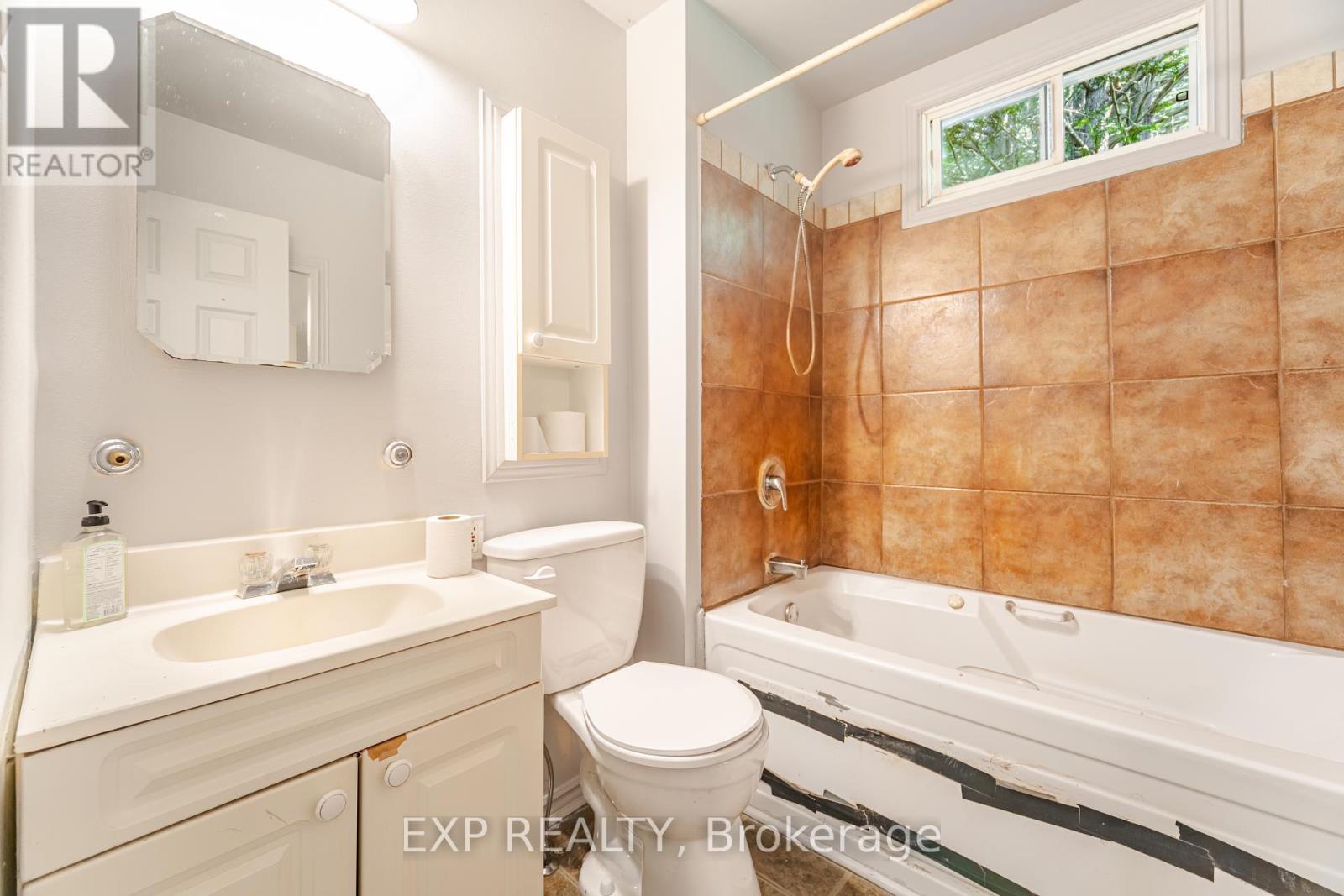 111490 Grey County Road 14, Southgate, Ontario  N0G 1N0 - Photo 35 - X12303463