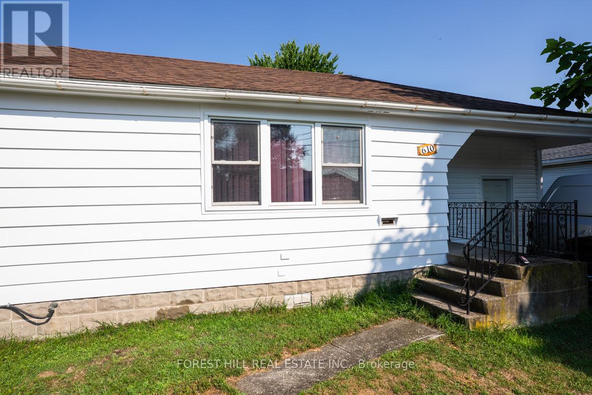 610 Tamarac Street, Haldimand, Ontario  N1A 1B9 - Photo 7 - X12303501