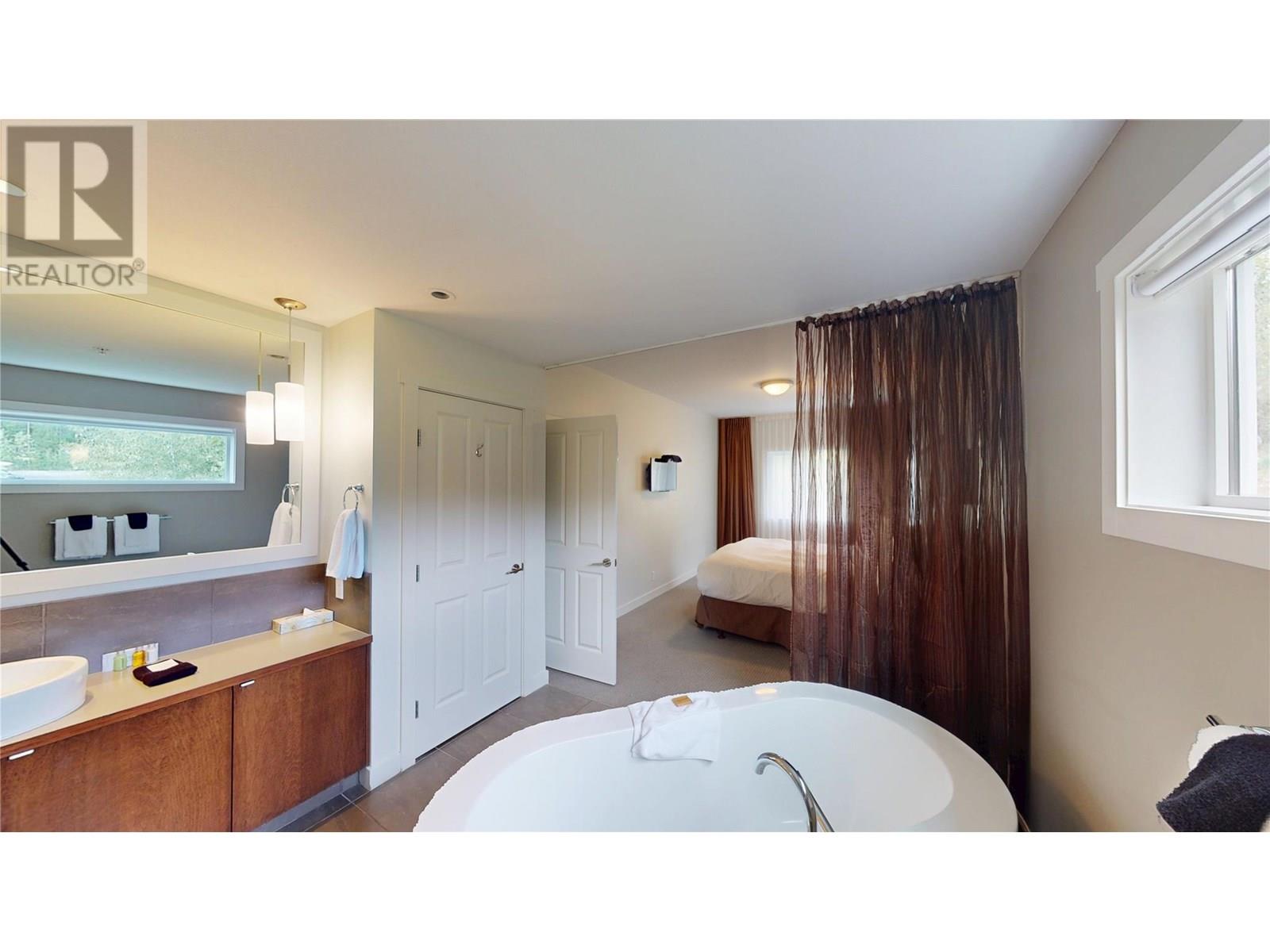 400 Stemwinder Drive Unit# 221, Kimberley, British Columbia  V1A 4Y9 - Photo 35 - 10351013