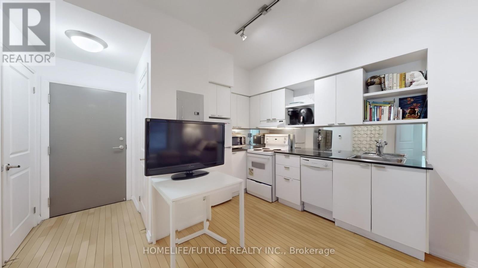 207 - 35 Hayden Street, Toronto, Ontario  M4Y 3C3 - Photo 18 - C12303570