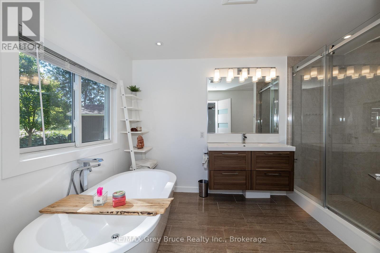 495204 Traverston Road, West Grey, Ontario  N0C 1H0 - Photo 16 - X12302567