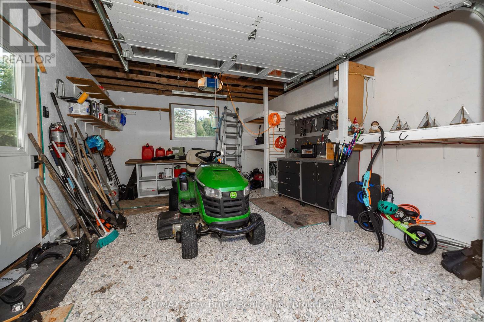 495204 Traverston Road, West Grey, Ontario  N0C 1H0 - Photo 27 - X12302567