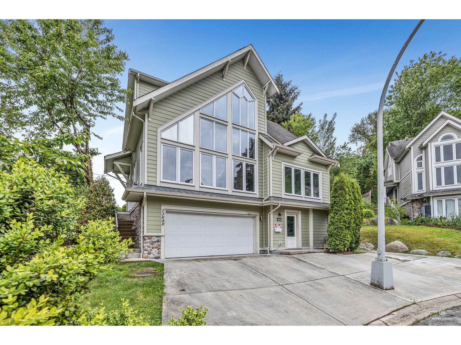 Property at 13848 116 AVENUE image 4