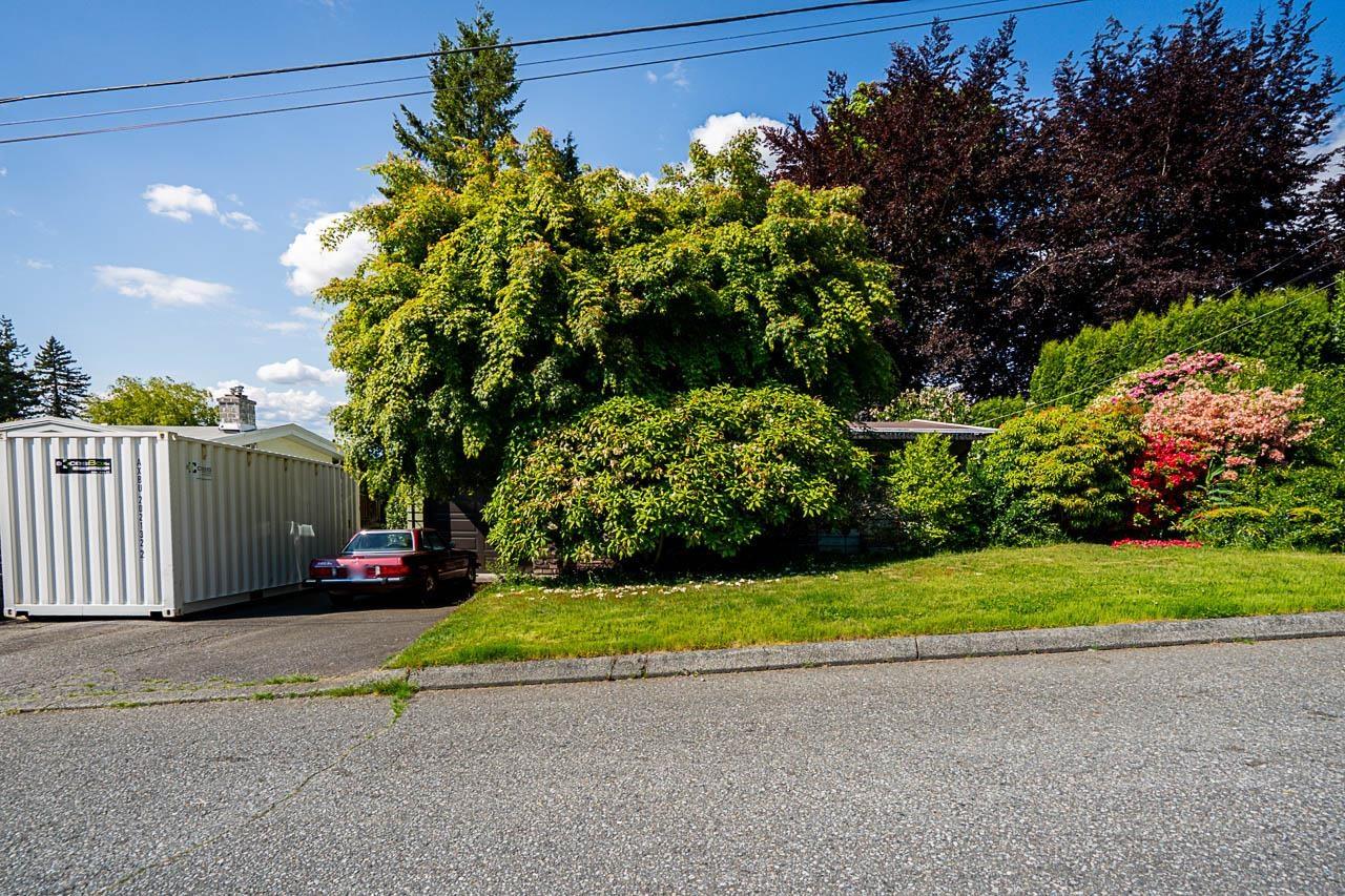 Property at 34455 ETON CRESCENT image 2