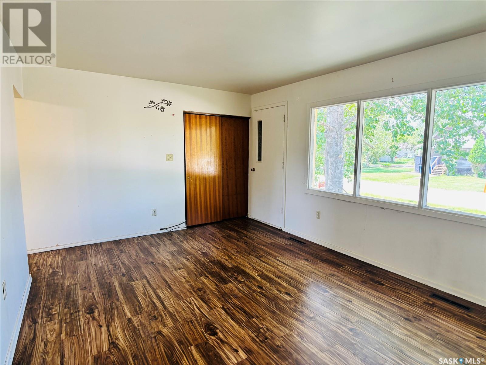 111 Stephens Street, Gainsborough, Saskatchewan  S0C 0Z0 - Photo 10 - SK013533