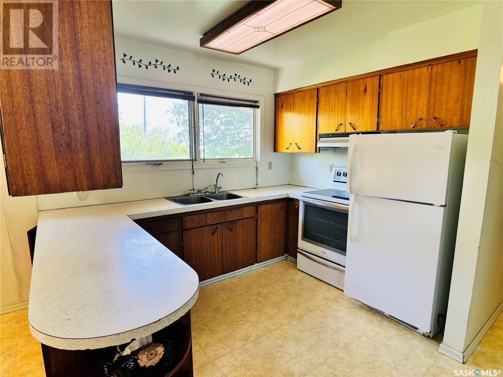 111 Stephens Street, Gainsborough, Saskatchewan  S0C 0Z0 - Photo 5 - SK013533