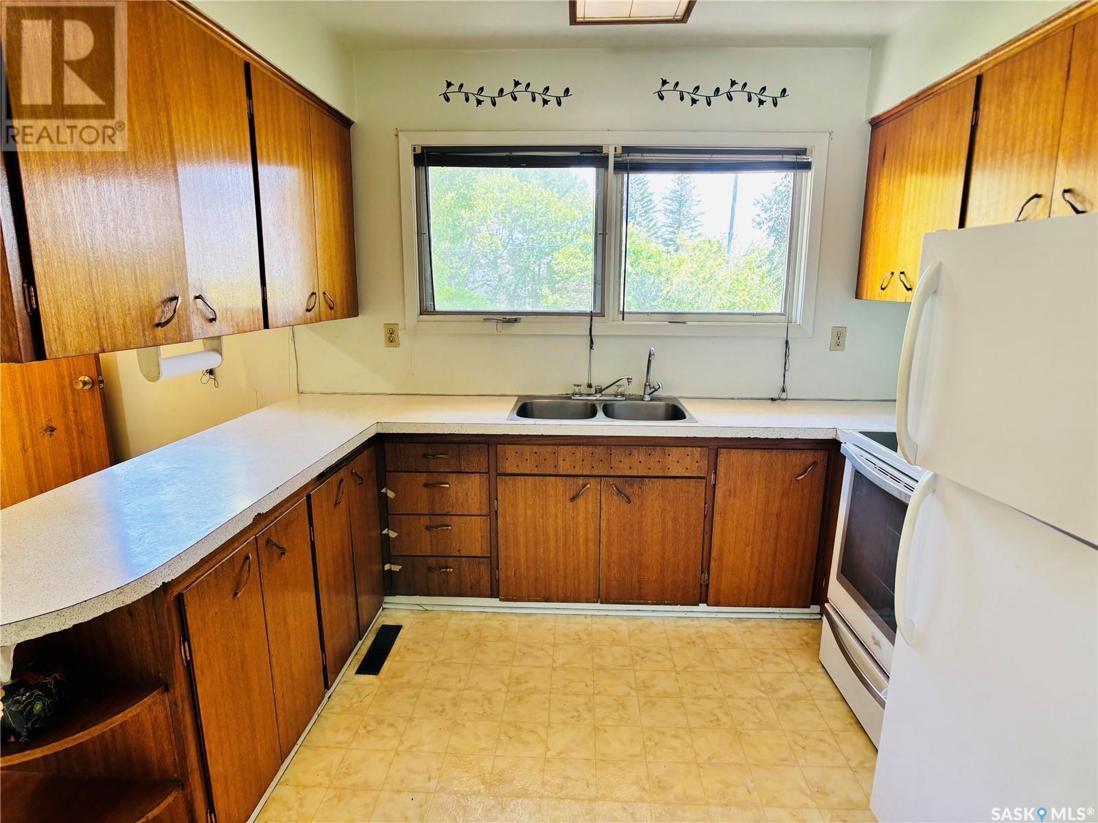 111 Stephens Street, Gainsborough, Saskatchewan  S0C 0Z0 - Photo 6 - SK013533