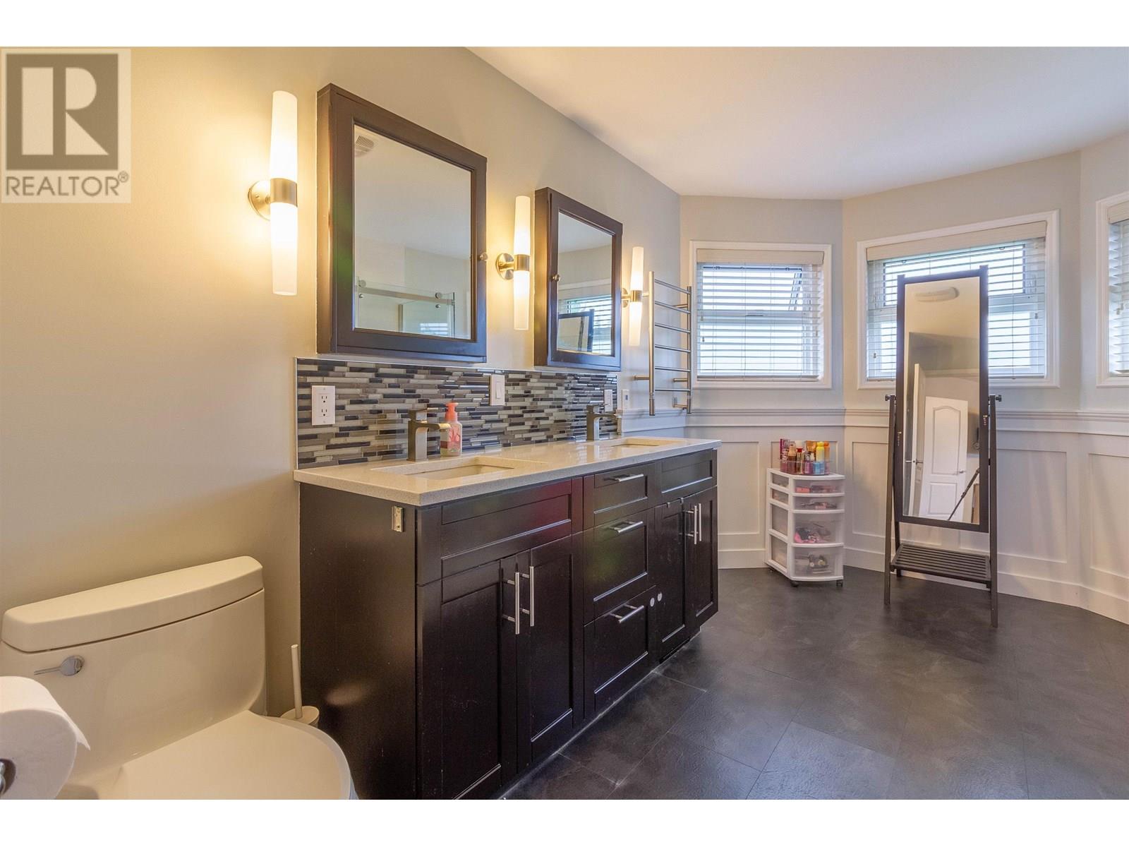 1872 Walnut Crescent, Coquitlam, British Columbia  V3J 7T1 - Photo 18 - R3010117