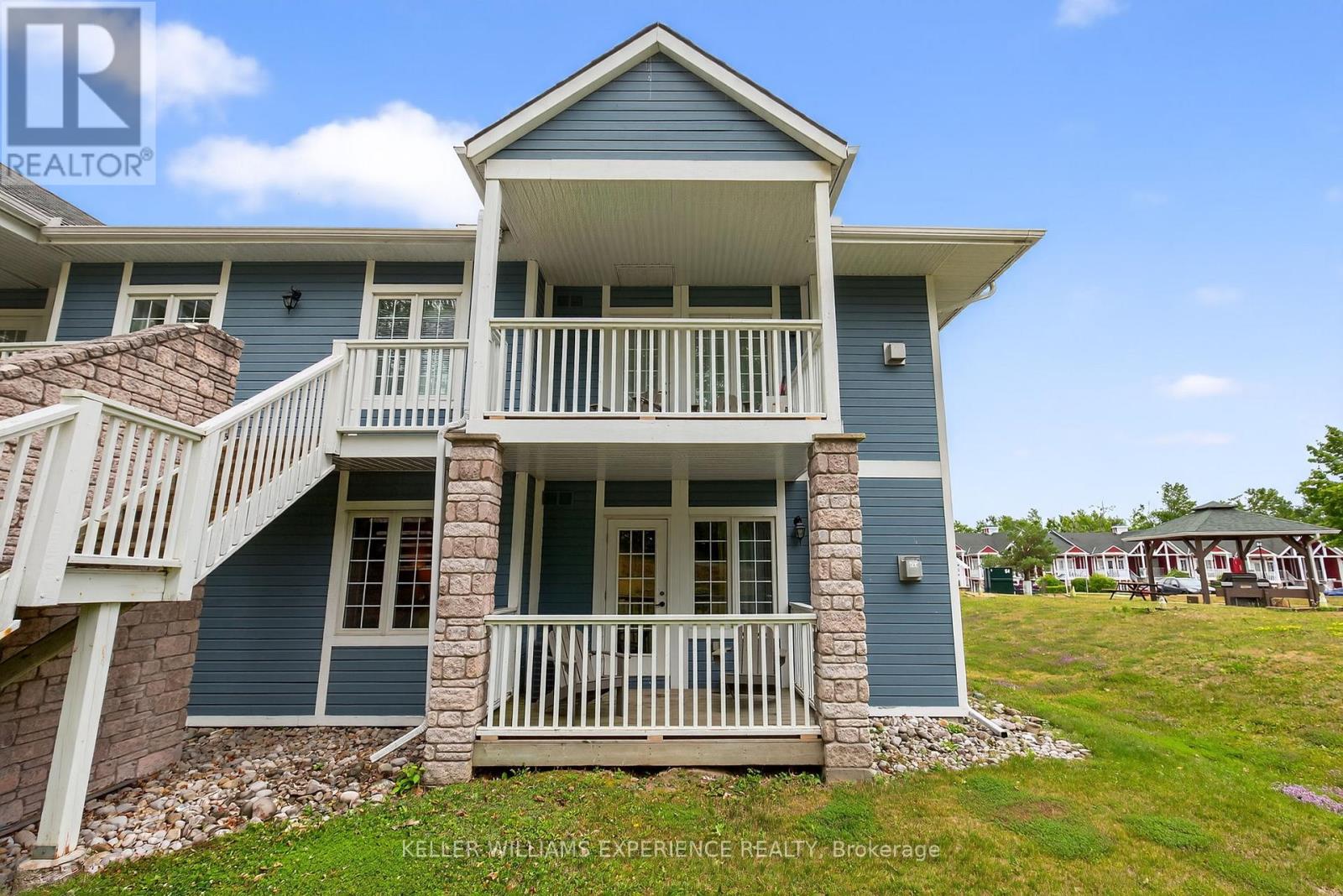 #2054/55 - 90 Highland Drive, Oro-Medonte (Horseshoe Valley), Ontario  L0L 2L0 - Photo 4 - S12303600