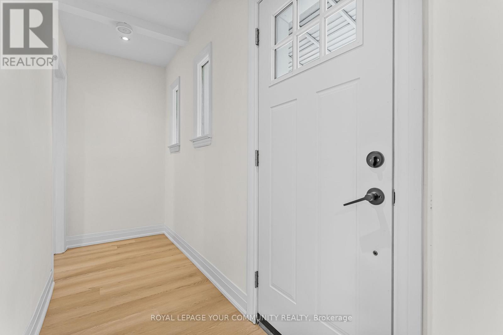 45 Albert Street, Welland, Ontario  L3B 4L1 - Photo 2 - X12303611