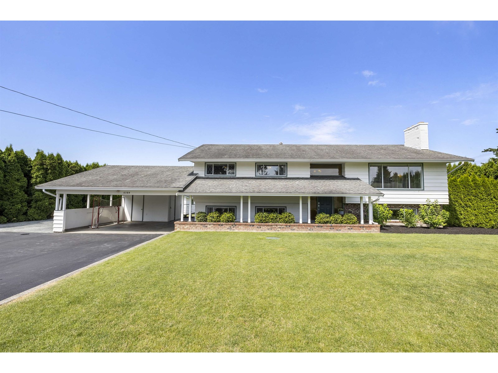 Property at 6309 SUMAS PRAIRIE ROAD image 1