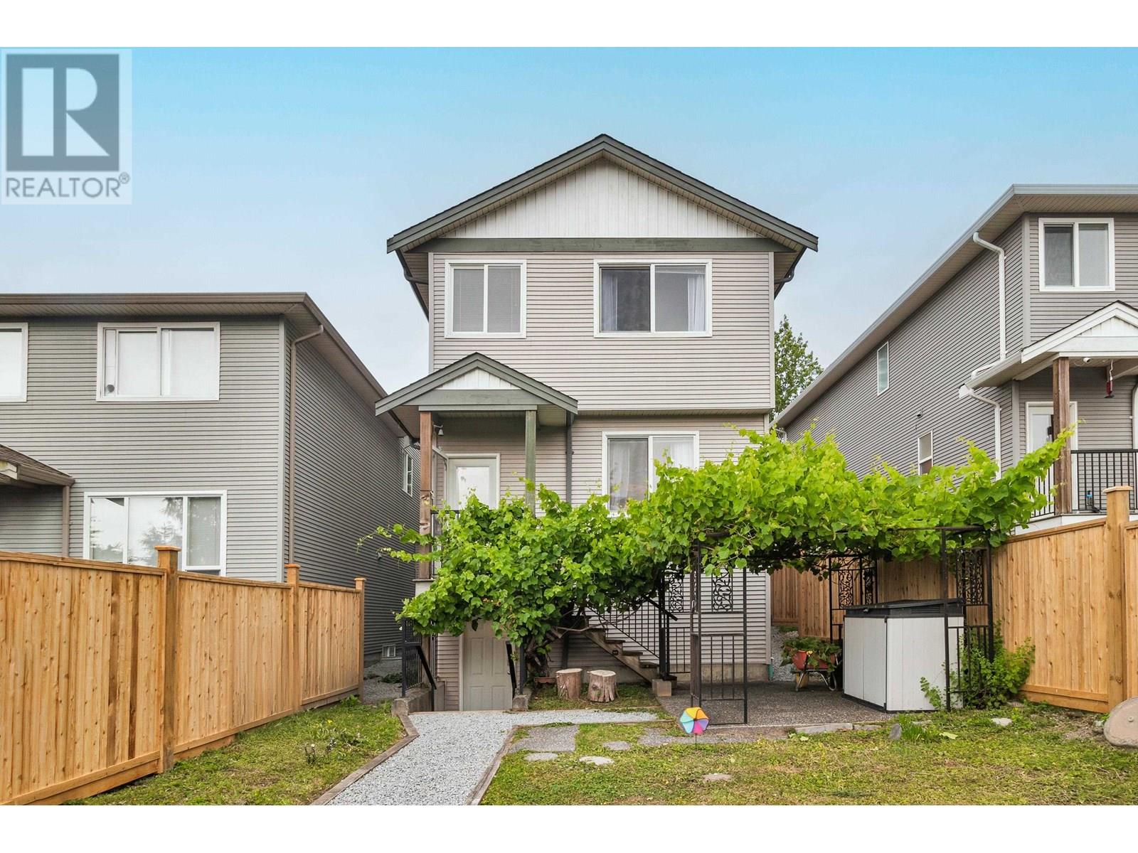 Property at 24372 103 AVENUE image 2