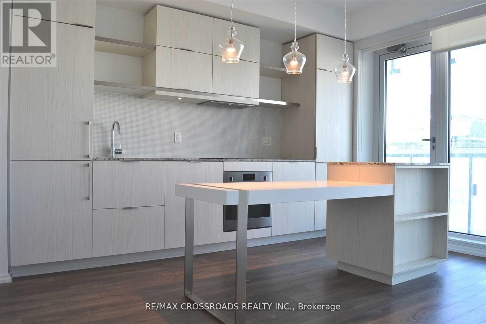 1904 - 197 Yonge Street, Toronto, Ontario  M5B 0C1 - Photo 12 - C12303642