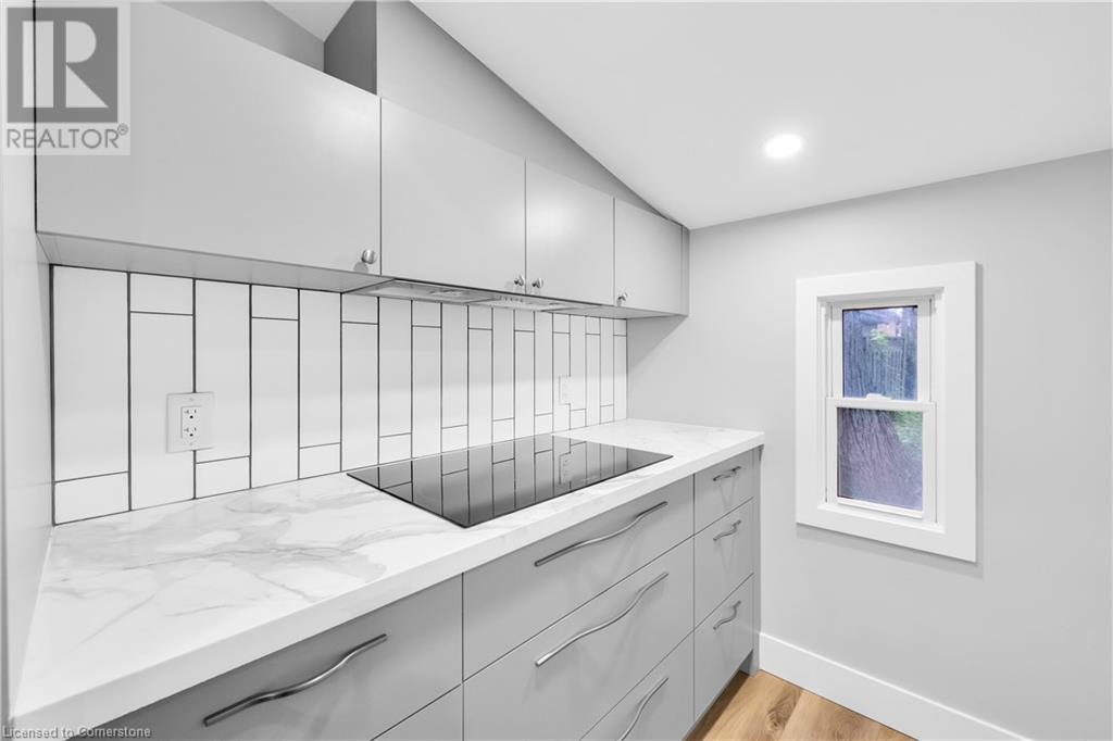 166 Julian Avenue Unit# 1, Hamilton, Ontario  L8H 5R9 - Photo 8 - 40754233