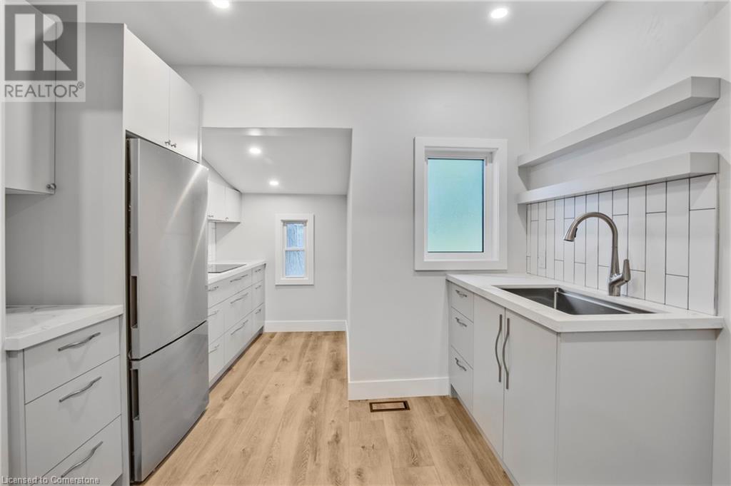 166 Julian Avenue Unit# 1, Hamilton, Ontario  L8H 5R9 - Photo 6 - 40754233