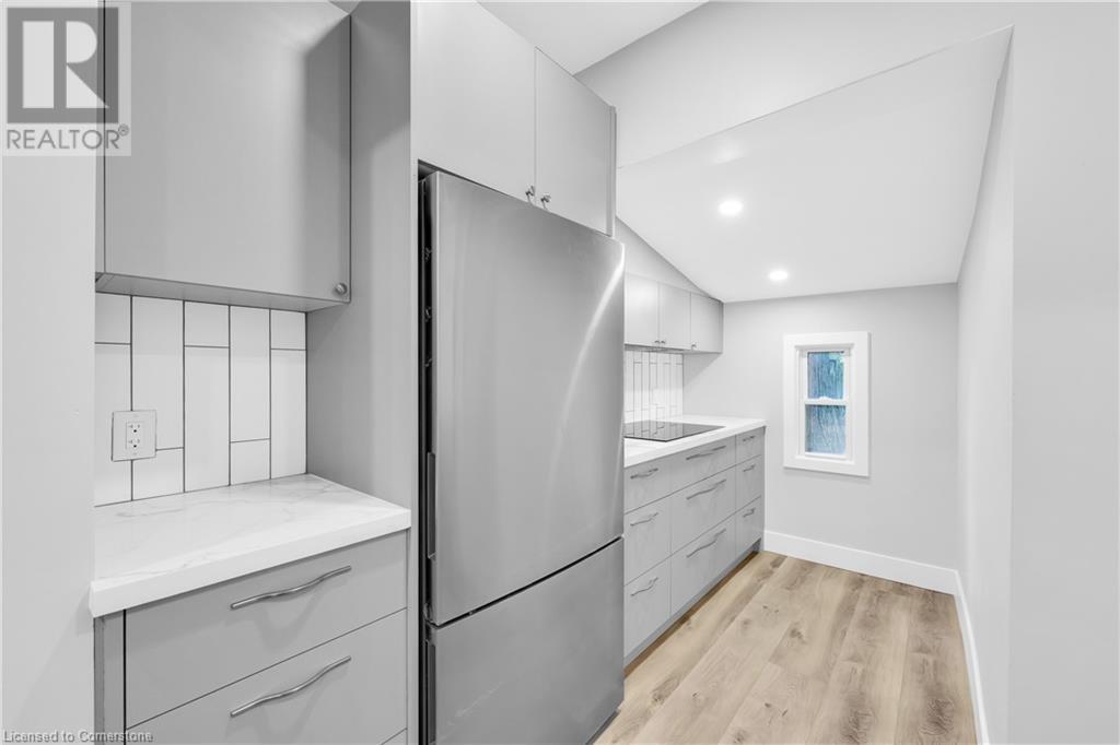 166 Julian Avenue Unit# 1, Hamilton, Ontario  L8H 5R9 - Photo 7 - 40754233