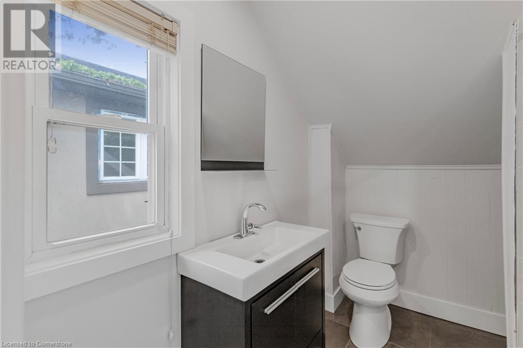 166 Julian Avenue Unit# 1, Hamilton, Ontario  L8H 5R9 - Photo 15 - 40754233