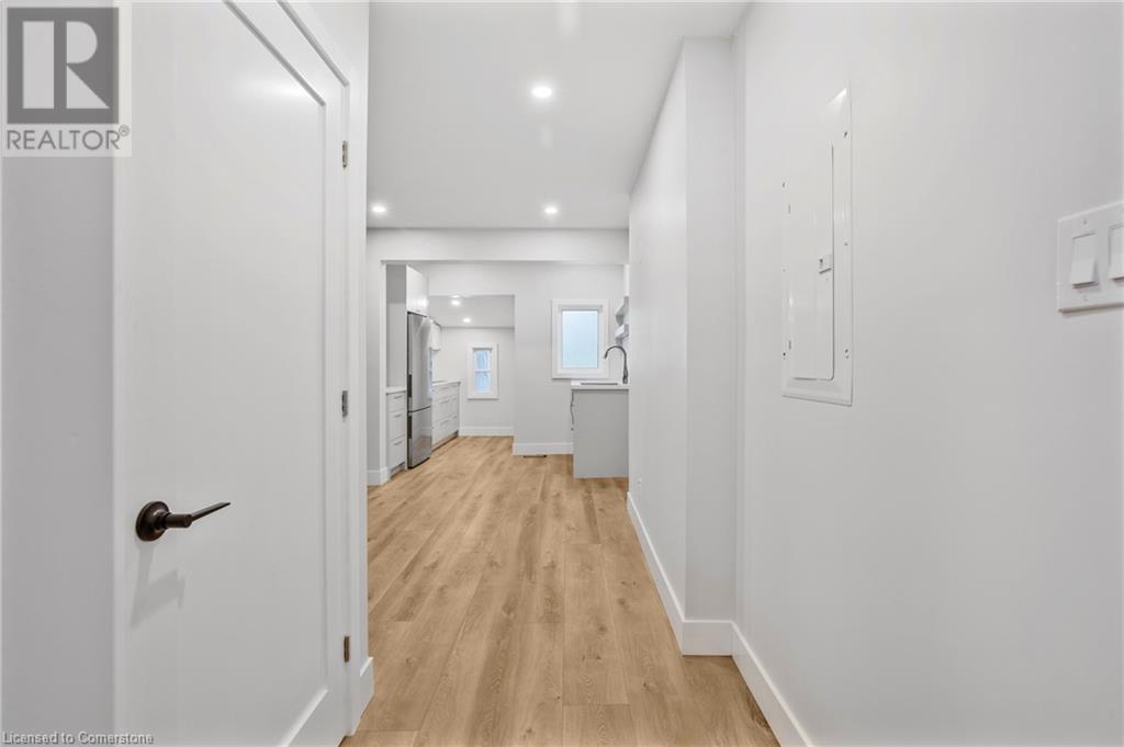 166 Julian Avenue Unit# 1, Hamilton, Ontario  L8H 5R9 - Photo 4 - 40754233