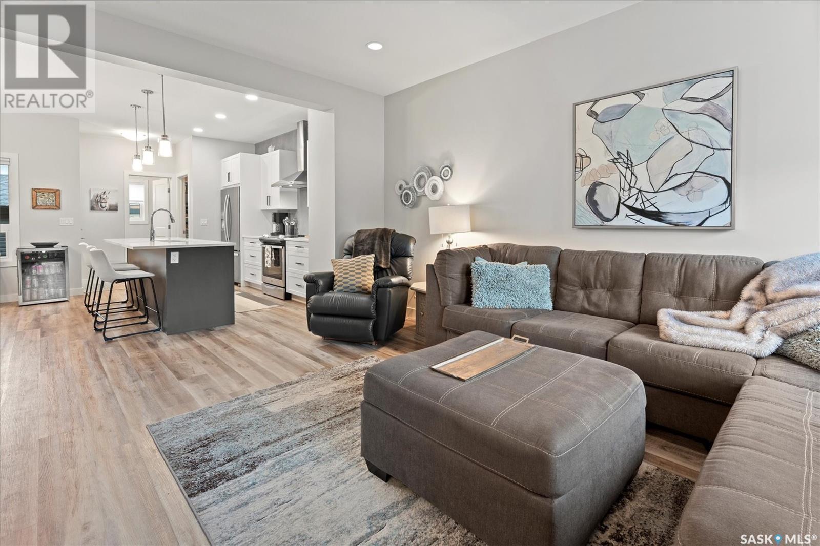 Property at 18 619 Evergreen BOULEVARD image 4