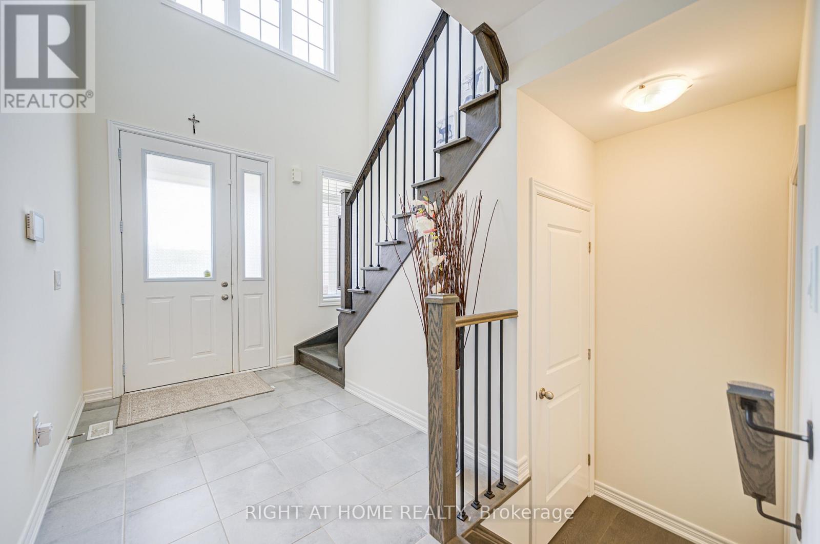 Property at 290 SILK TWIST DRIVE image 4