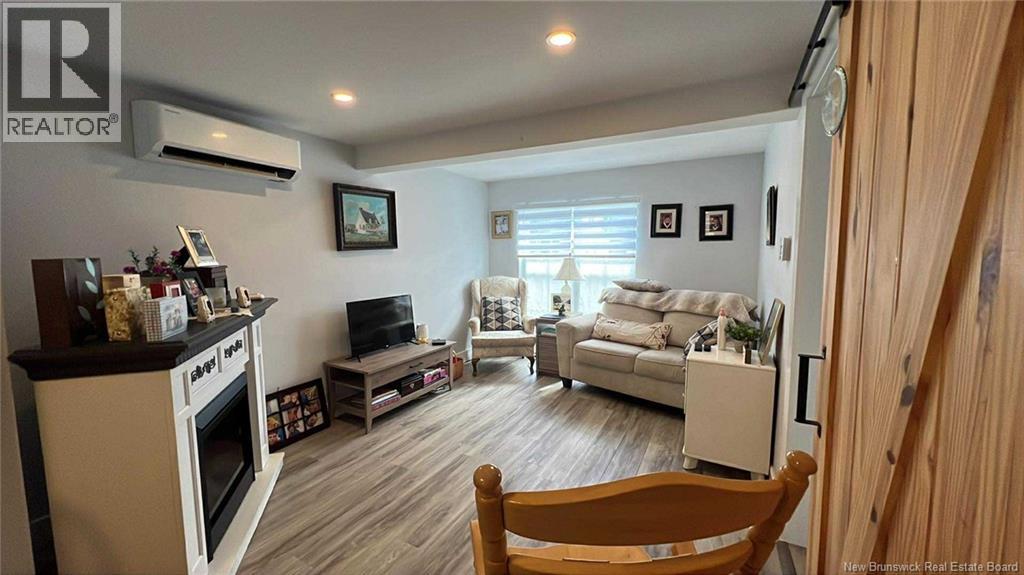 31 Bellevue Street, Saint-Louis-De-Kent, New Brunswick  E4X 1B3 - Photo 5 - NB123311