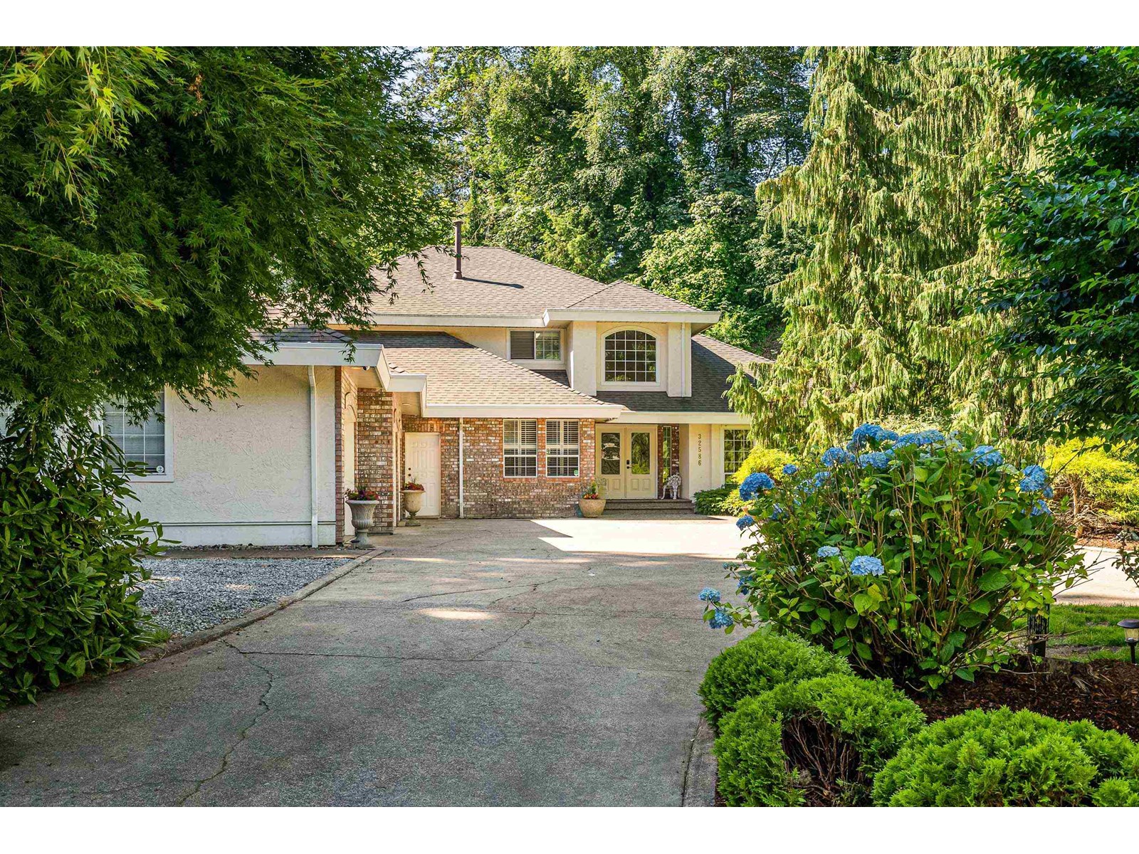 Property at 32586 VERDON WAY image 2