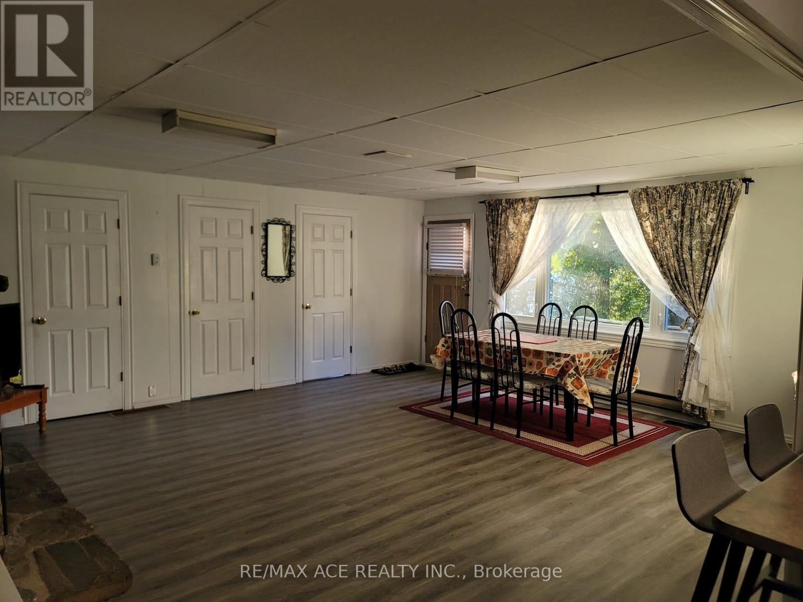 41 North Taylor Road, Kawartha Lakes (Carden), Ontario  K0M 2B0 - Photo 2 - X12292718