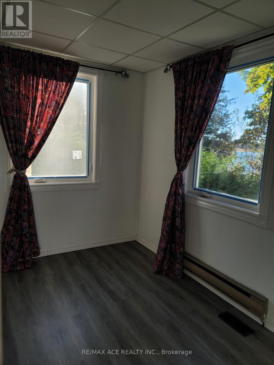 41 North Taylor Road, Kawartha Lakes (Carden), Ontario  K0M 2B0 - Photo 6 - X12292718